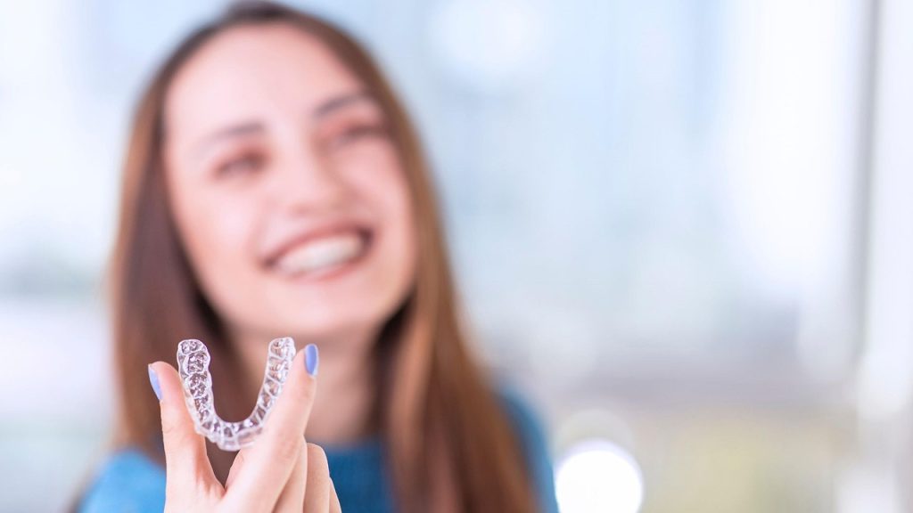 invisalign-vs-Braces