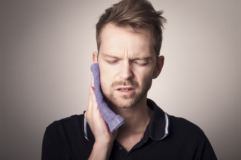 Dental-cavity-hurts